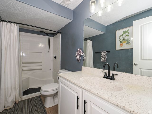 8124 S MACKS INN CIR, West Jordan, UT 84081