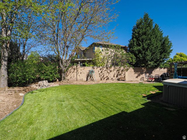 8124 S MACKS INN CIR, West Jordan, UT 84081