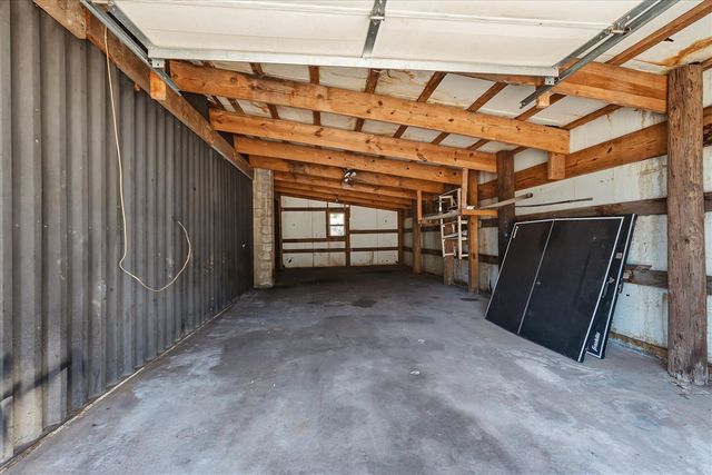 22420 Mckenzie Street, Dowagiac, MI 49047