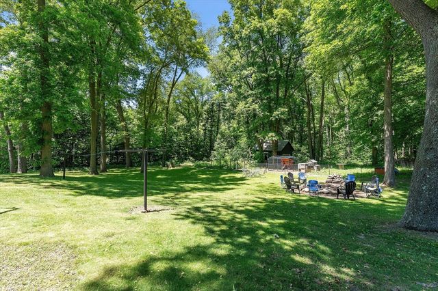 22420 Mckenzie Street, Dowagiac, MI 49047