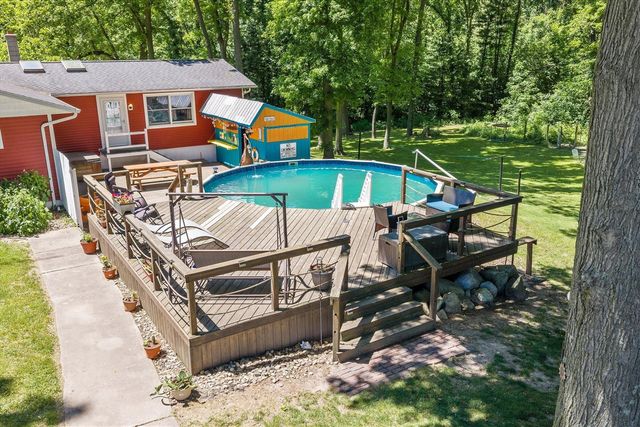 22420 Mckenzie Street, Dowagiac, MI 49047