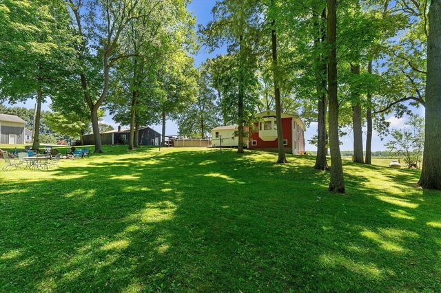 22420 Mckenzie Street, Dowagiac, MI 49047
