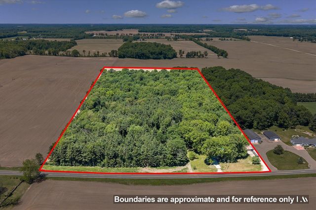 22420 Mckenzie Street, Dowagiac, MI 49047