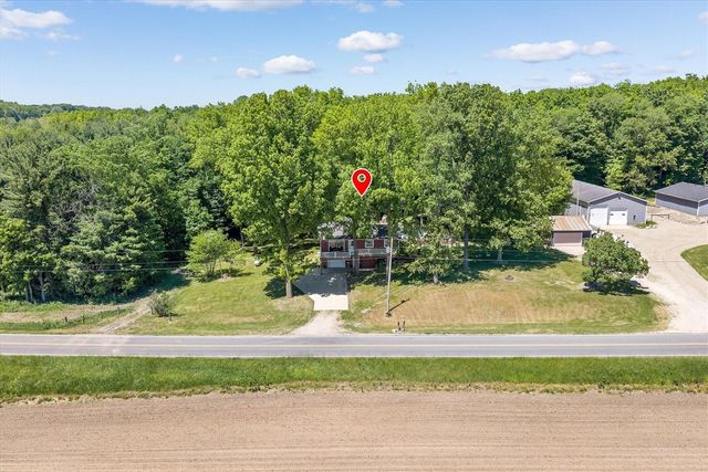 22420 Mckenzie Street, Dowagiac, MI 49047