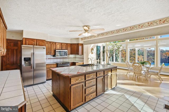 100 RUSTIC RIDGE RD, Severna Park, MD 21146