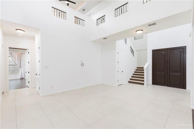 2502 Elbrus Avenue, Edinburg, TX 78539