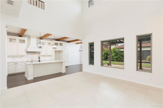 2502 Elbrus Avenue, Edinburg, TX 78539