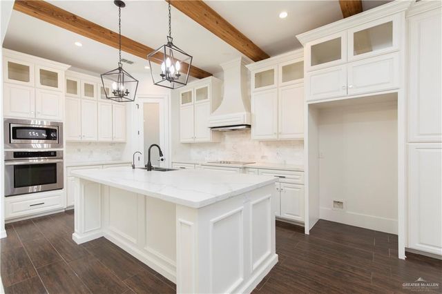 2502 Elbrus Avenue, Edinburg, TX 78539