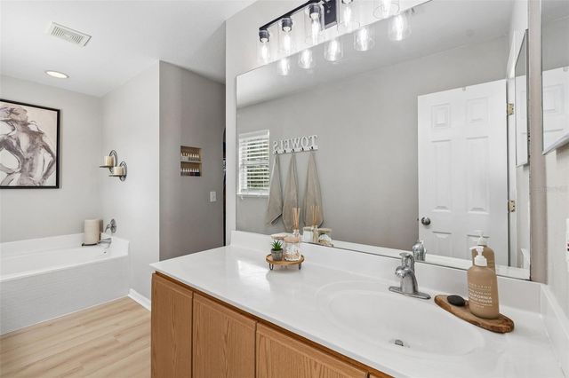 31537 EARN DRIVE, Wesley Chapel, FL 33545