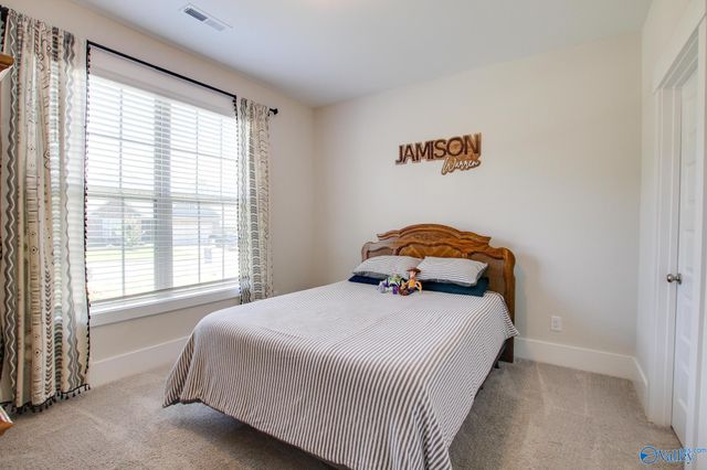 607 Magnolia Cove Lane SW, Hartselle, AL 35640