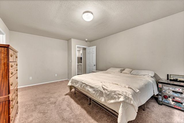 2012 E Fennec Street, Siloam Springs, AR 72761