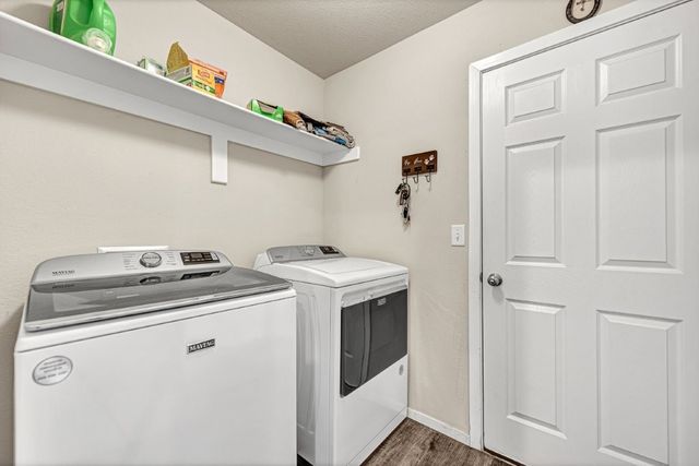 2012 E Fennec Street, Siloam Springs, AR 72761