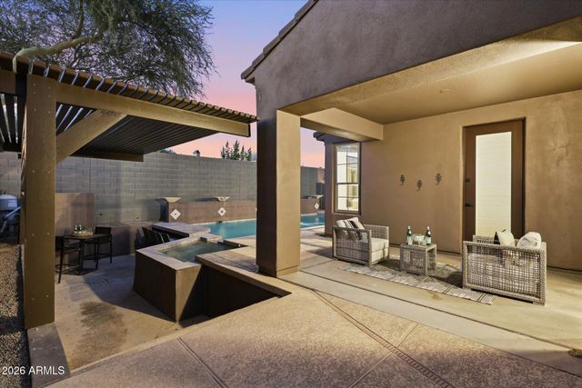 3984 E ROBIN Lane, Phoenix, AZ 85050
