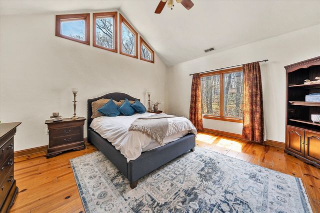 30 Boulder Point DR, Hardy, VA 24101