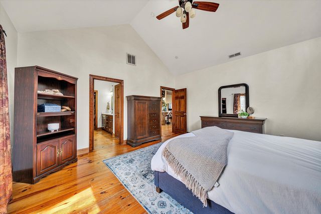 30 Boulder Point DR, Hardy, VA 24101