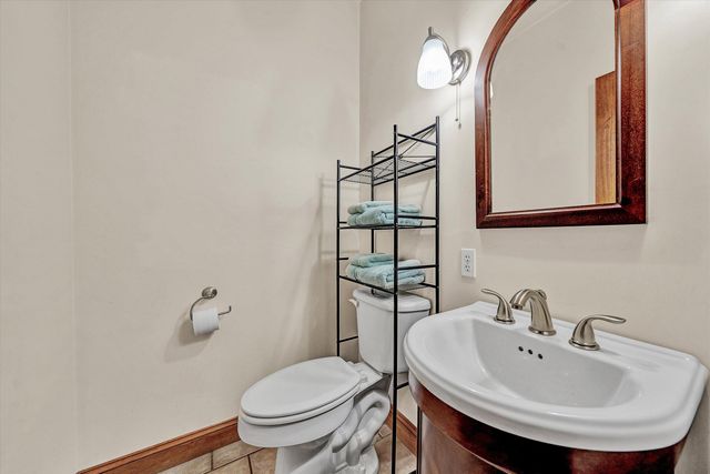 30 Boulder Point DR, Hardy, VA 24101