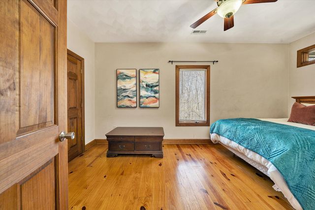 30 Boulder Point DR, Hardy, VA 24101