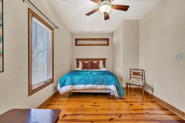 30 Boulder Point DR, Hardy, VA 24101