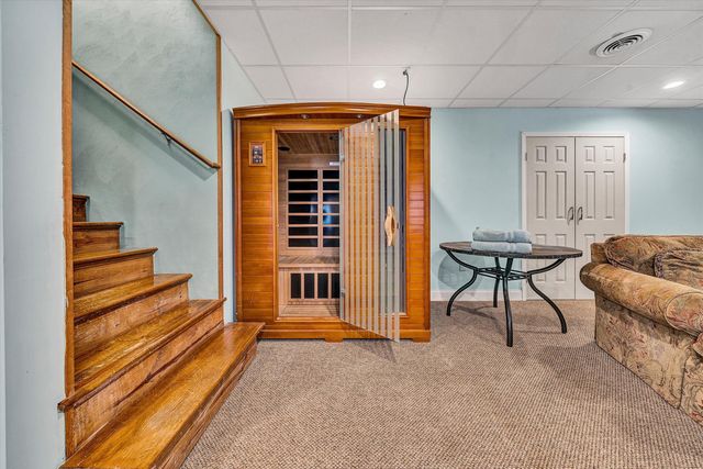 30 Boulder Point DR, Hardy, VA 24101