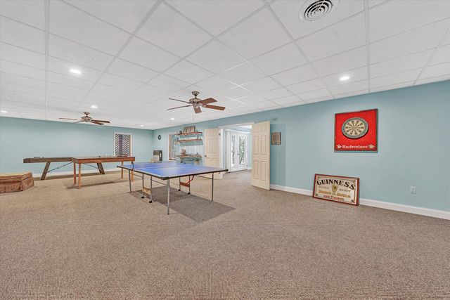 30 Boulder Point DR, Hardy, VA 24101