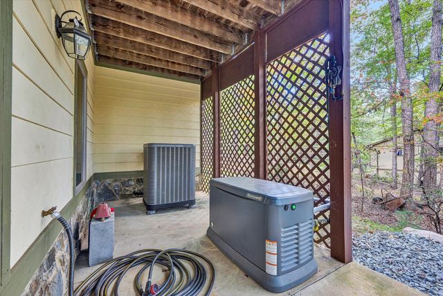 30 Boulder Point DR, Hardy, VA 24101