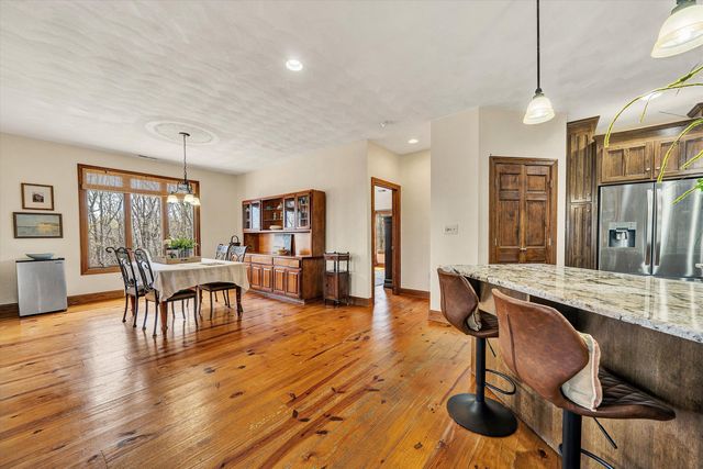 30 Boulder Point DR, Hardy, VA 24101