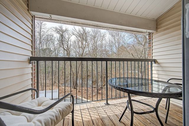 84 Cocasset St B5, Foxboro, MA 02035