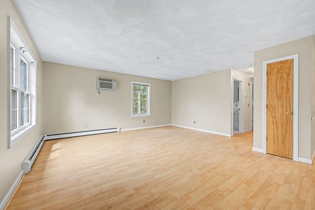 84 Cocasset St B5, Foxboro, MA 02035