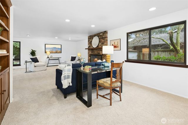 1912 161st Avenue NE, Bellevue, WA 98008