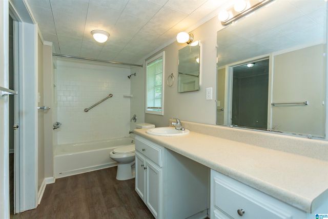 115 FOUST AVENUE, Hueytown, AL 35023