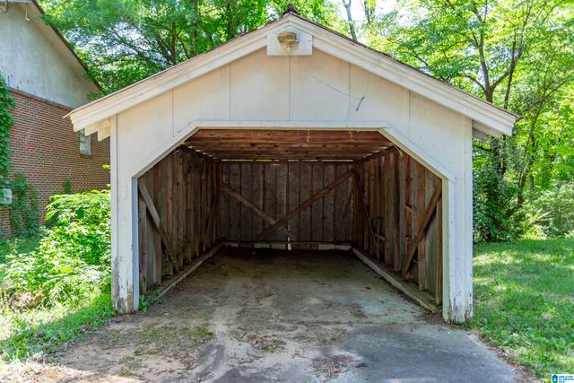 115 FOUST AVENUE, Hueytown, AL 35023