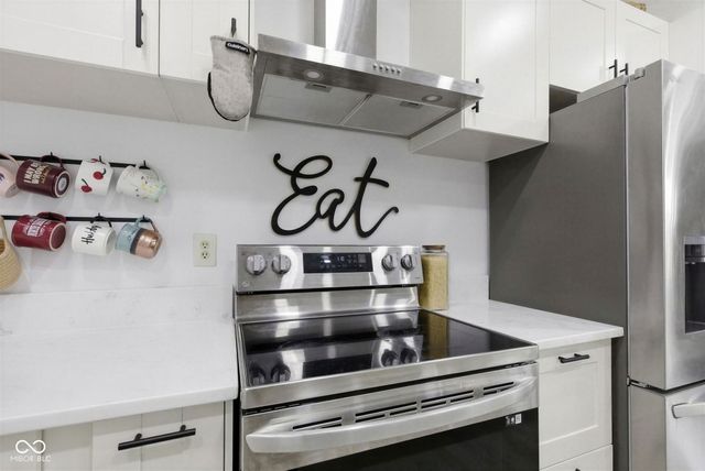 7979 Cobblesprings Drive, Avon, IN 46123