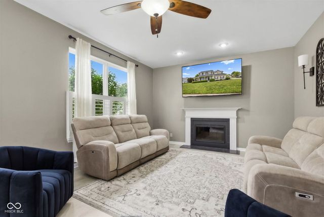 7979 Cobblesprings Drive, Avon, IN 46123