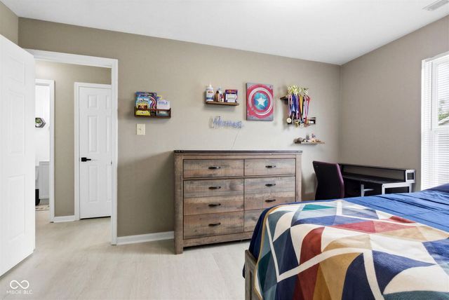 7979 Cobblesprings Drive, Avon, IN 46123