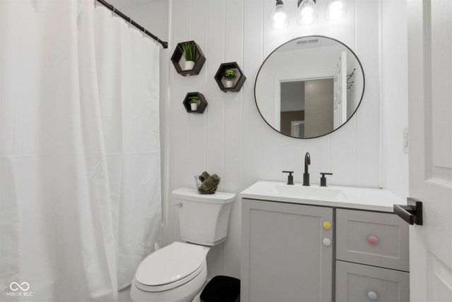 7979 Cobblesprings Drive, Avon, IN 46123