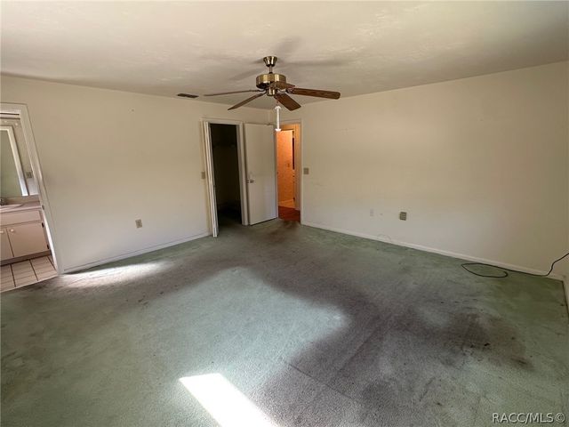 3335 N Tamarisk Avenue, Beverly Hills, FL 34465