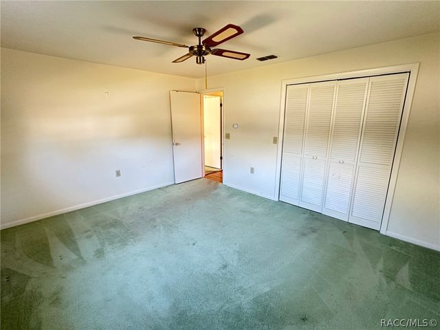 3335 N Tamarisk Avenue, Beverly Hills, FL 34465