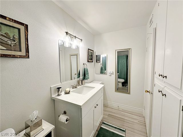 1405 Vegas Valley Drive 206, Las Vegas, NV 89169