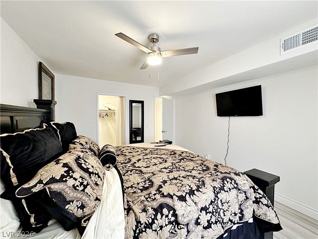 1405 Vegas Valley Drive 206, Las Vegas, NV 89169