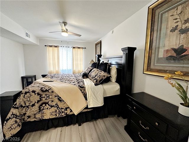 1405 Vegas Valley Drive 206, Las Vegas, NV 89169