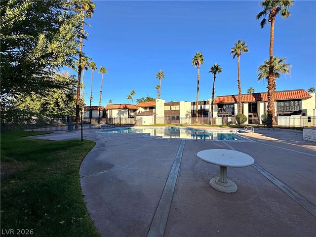 1405 Vegas Valley Drive 206, Las Vegas, NV 89169