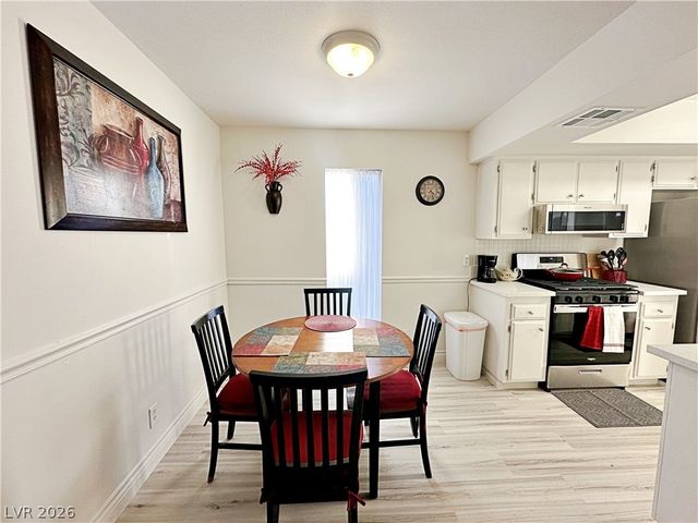 1405 Vegas Valley Drive 206, Las Vegas, NV 89169