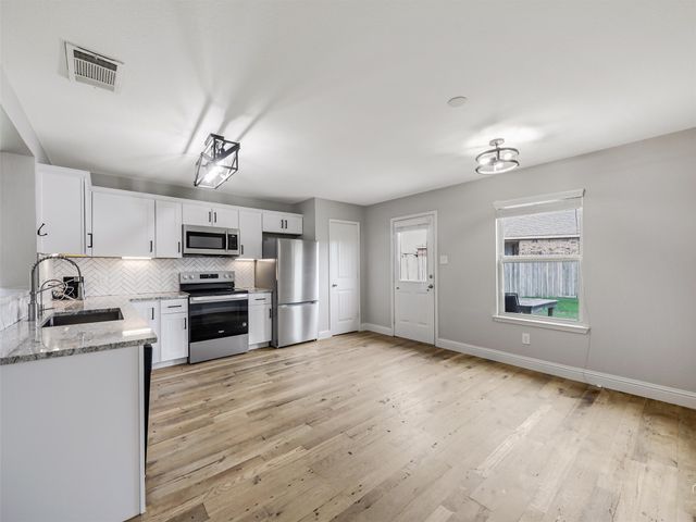 231 Park Avenue, Anna, TX 75409