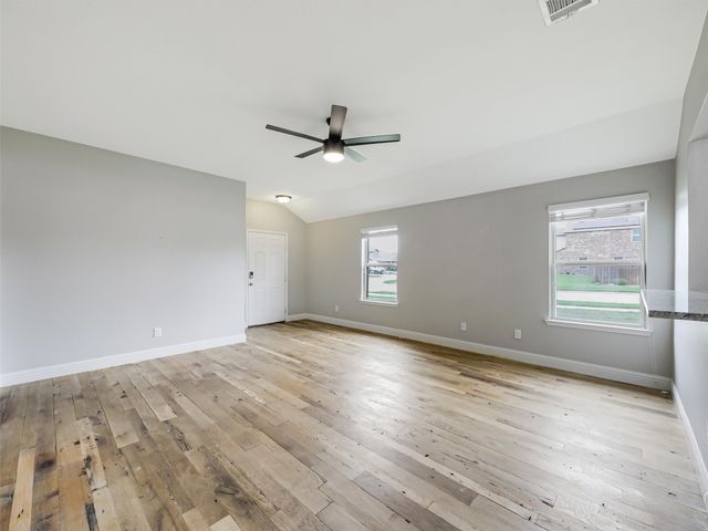 231 Park Avenue, Anna, TX 75409