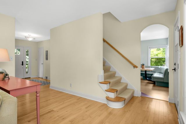 2480 Beverly Road, Saint Paul, MN 55104