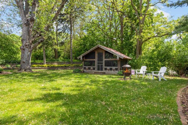 2480 Beverly Road, Saint Paul, MN 55104