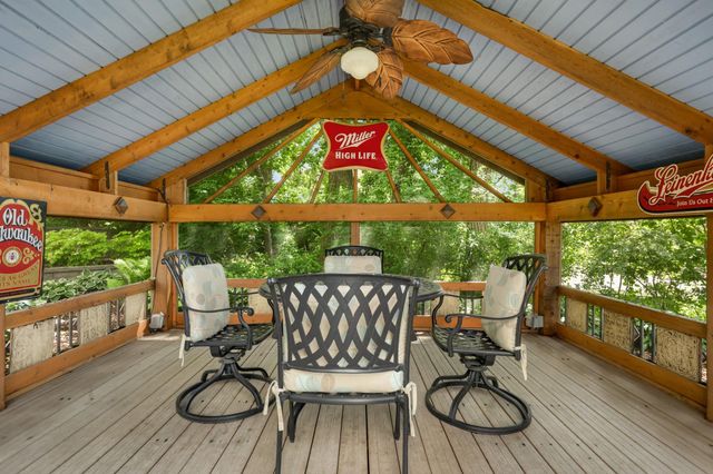 2480 Beverly Road, Saint Paul, MN 55104