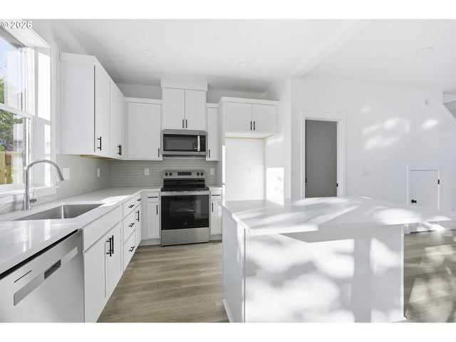 8722 Se Bybee Blvd, Portland, OR 97266
