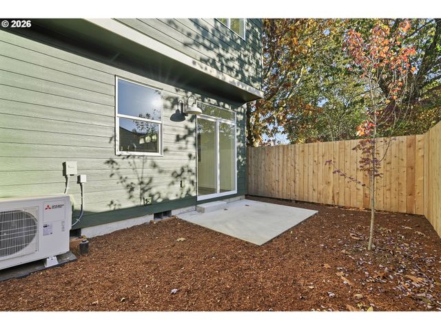 8722 Se Bybee Blvd, Portland, OR 97266