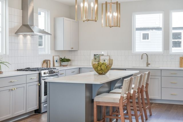 616 Croley Dr, Nashville, TN 37209